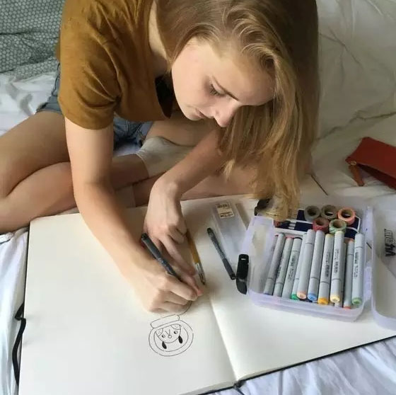 如何从：“手势交互”出发分析产品设计背后的原理