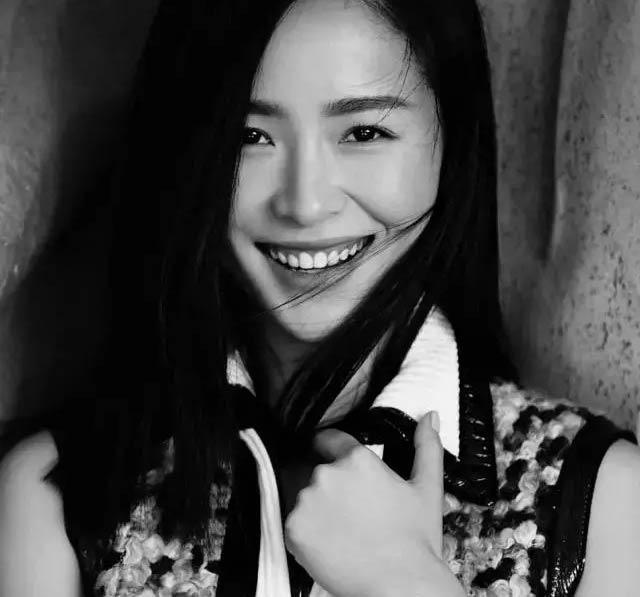 摄影圈里最美得女摄影师！江一燕